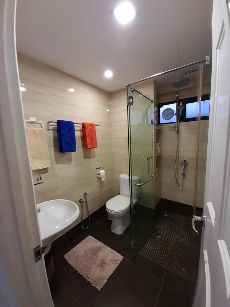 Susie'S Resort Seaview Suites At Sri Sayang Batu Feringgi Luaran gambar